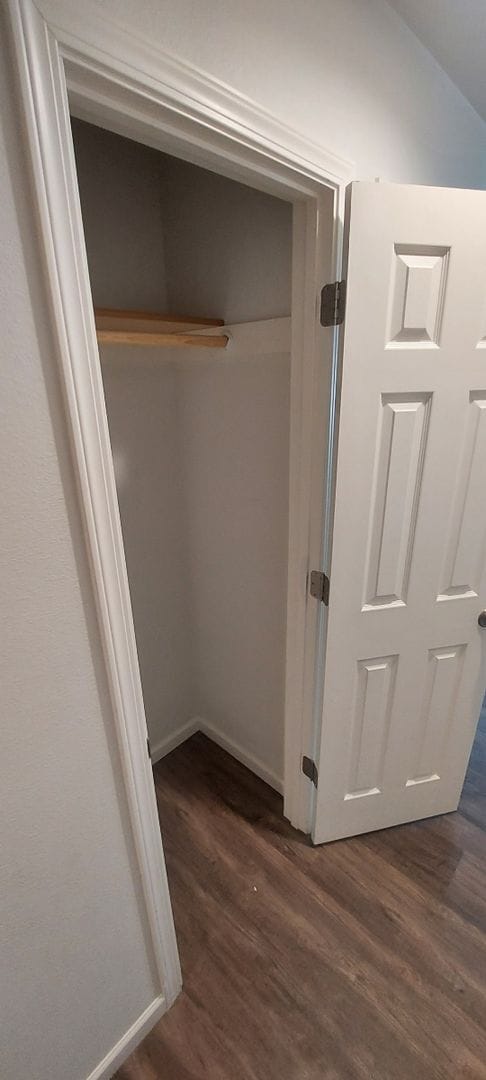 Building Photo - MP132 - 14418-14420 E Heroy