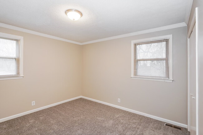 Building Photo - 103 Hillwood Dr