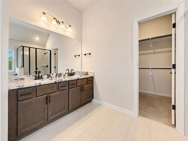 Building Photo - 101 Sunray Creek Dr