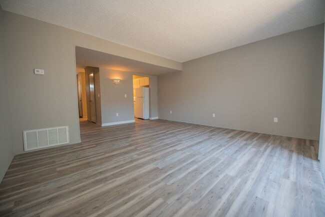 Building Photo - 2054 Garland Ave