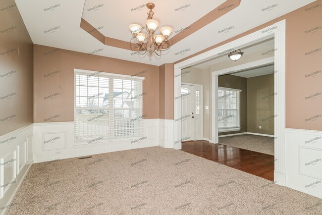 Building Photo - 1122 The Crossings Dr