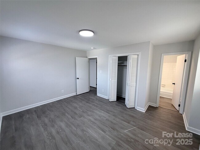 Building Photo - 6207 Eagle Peak Dr