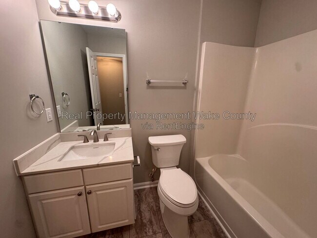 Building Photo - 4021 Wellington Ridge Loop