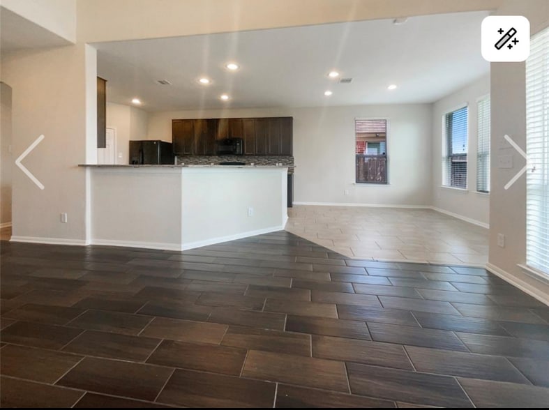 Building Photo - 4514 Valley Rill Rd