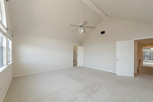 Building Photo - 3704 Roxbury Ln