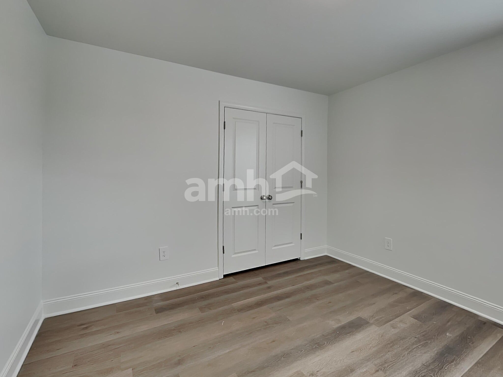 Building Photo - 330 Golucke Wy