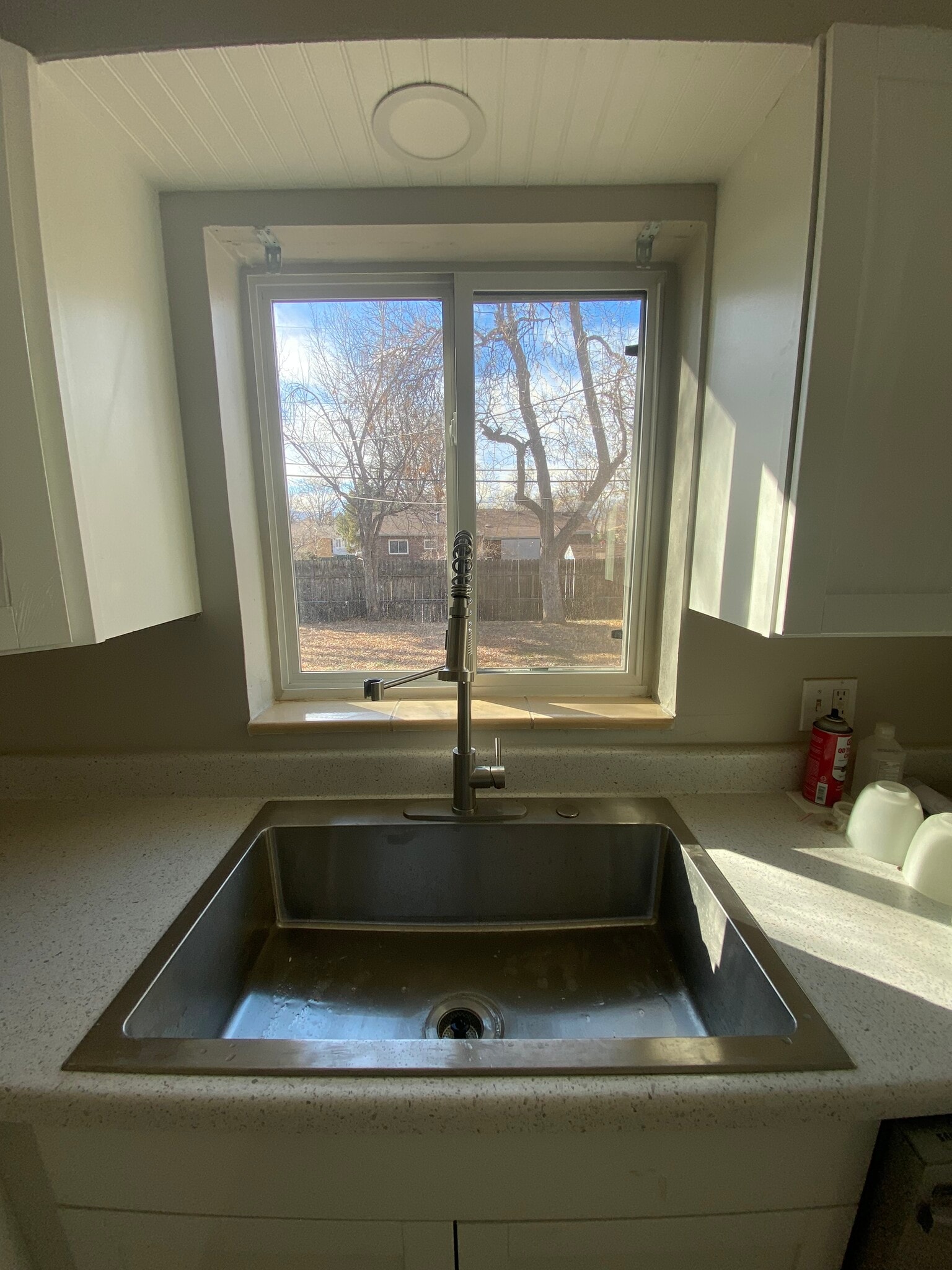 Building Photo - 3061 S Wolff St