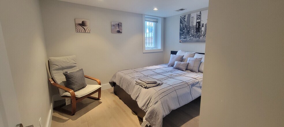 Building Photo - 41 Q St NW