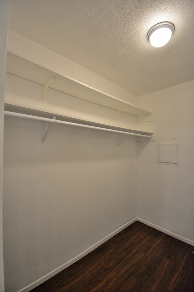 Building Photo - 18800 Egret Bay Blvd