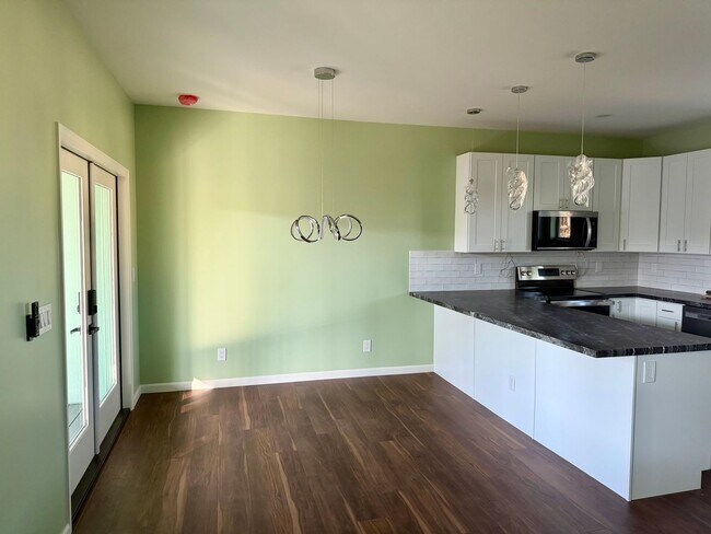 Building Photo - 1276 S Nahale Pl