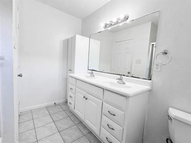 Building Photo - 1804 Serenade Ln
