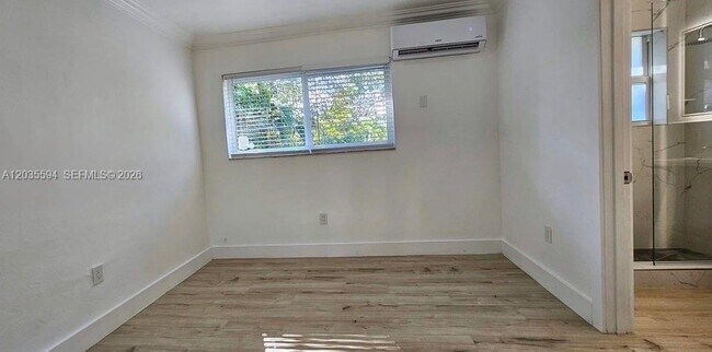 Building Photo - 6330 SW 79th St