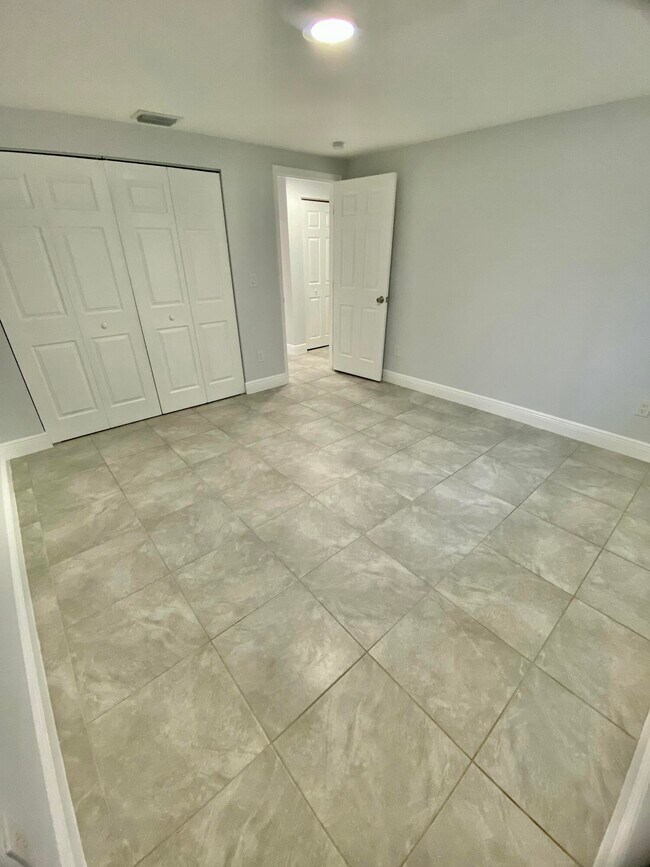 Building Photo - 4344 Mars Ave