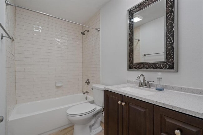 Building Photo - 8907 Creekmont Cove