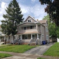 Building Photo - 11705 Hamlen Ave