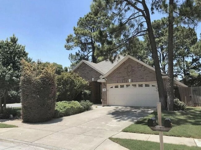 Building Photo - 560 Cross Ridge Cir