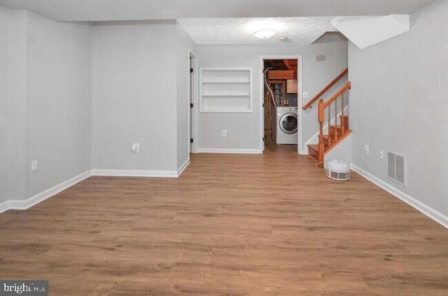 Building Photo - 8534 Pine Meadows Dr