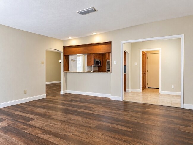 Building Photo - 15531 Mosscove Cir