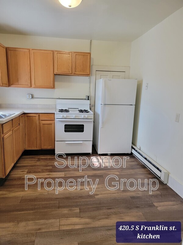 Primary Photo - 420 1/2 Franklin St