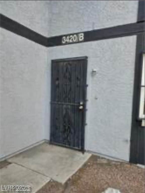 Primary Photo - 3420 Mercury St