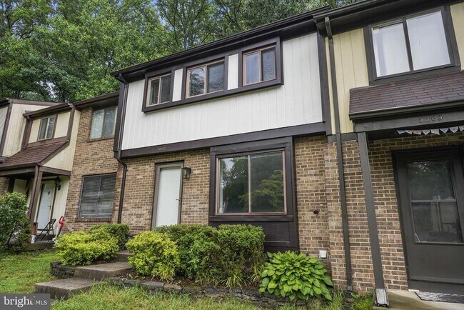 Building Photo - 5863 Jackson Oak Ct