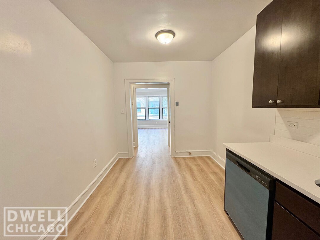 Building Photo - 2327 N Spaulding Ave