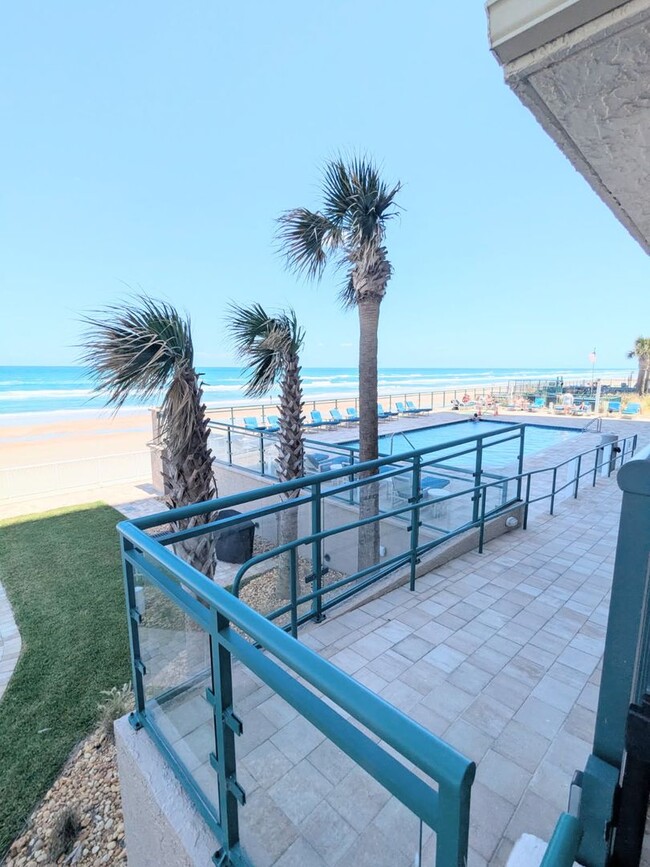 Building Photo - Ocean Front Fully Furnished