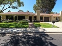 Building Photo - 28132 Via Congora