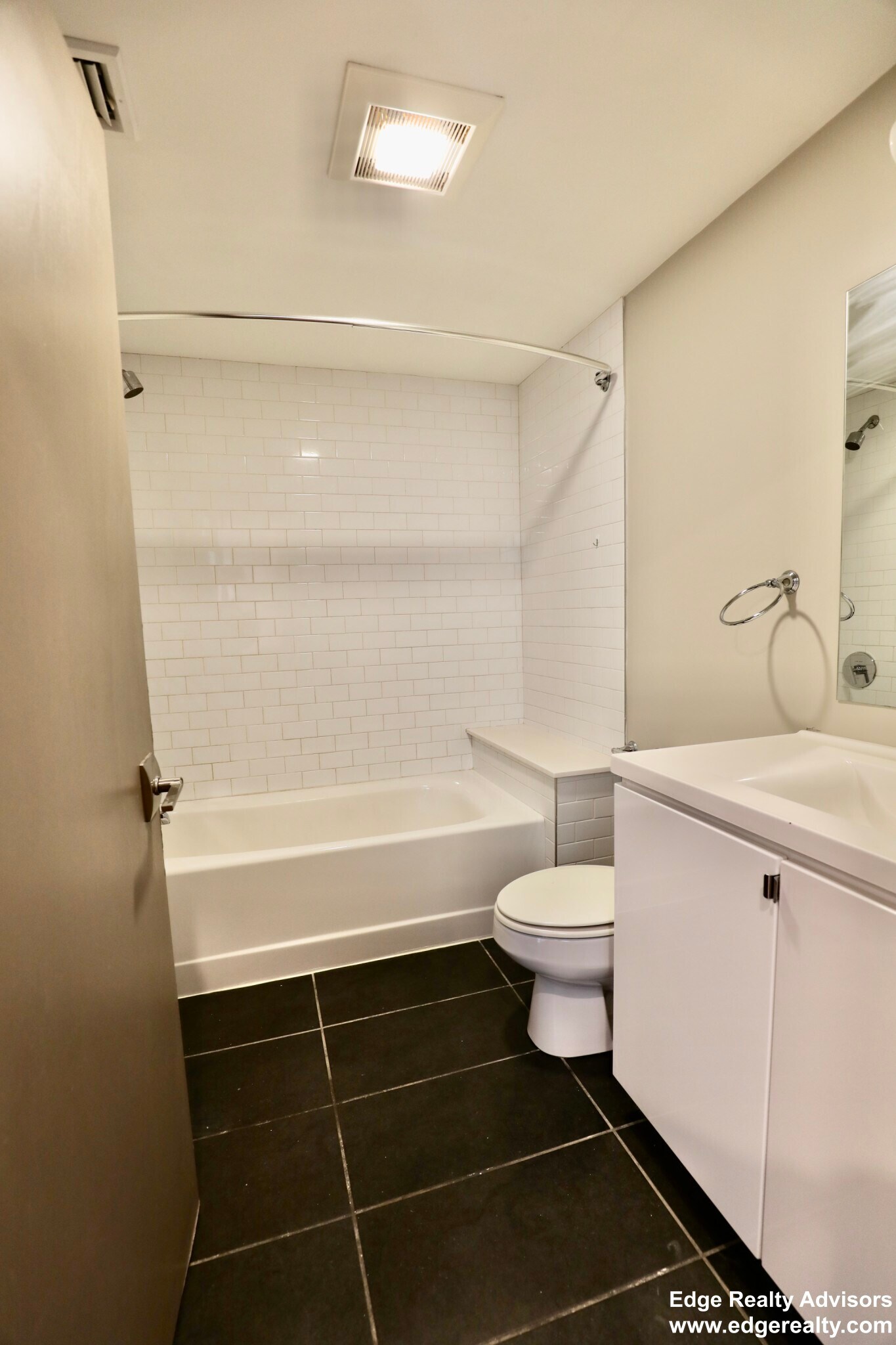 Building Photo - 24 Greylock Rd