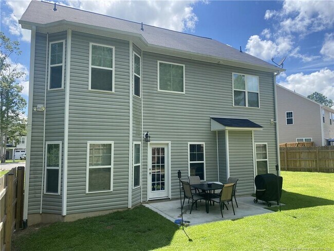 Building Photo - 2007 Rocky Stream Ct