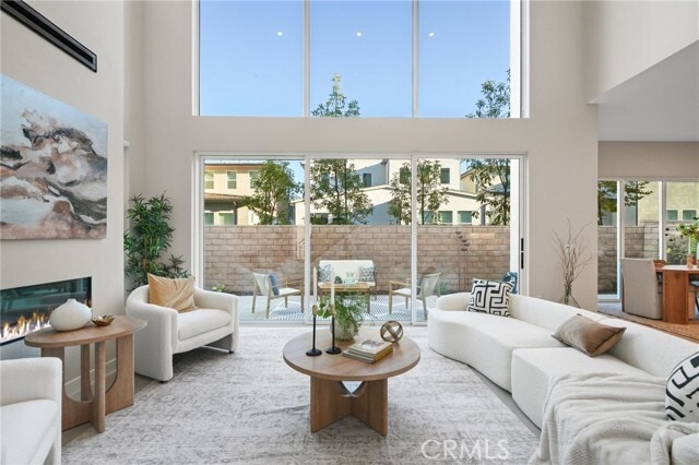 Building Photo - 1155 Poppy Ct