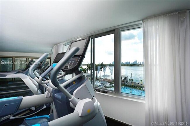 Building Photo - 1100 West Ave