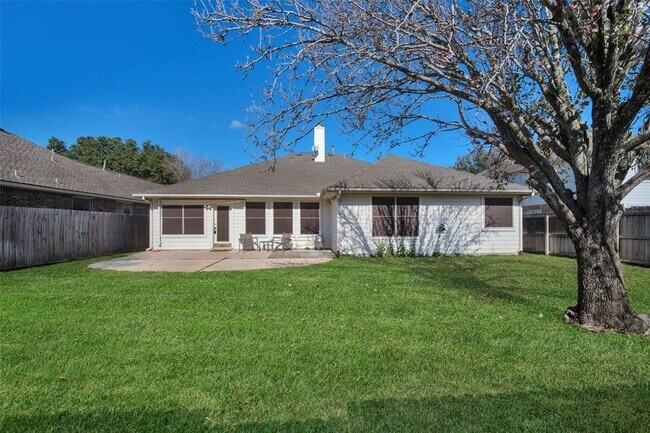 Building Photo - 14911 Englebrook Dr