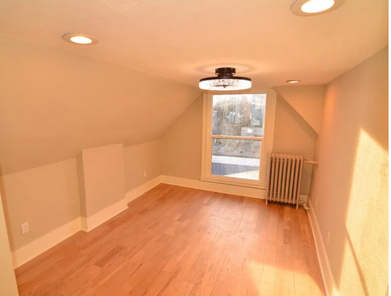 Building Photo - 3134 Zuni St