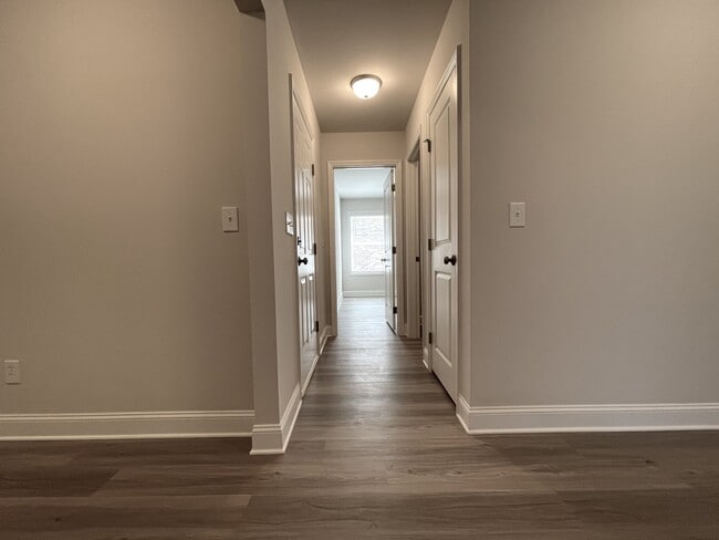 Building Photo - 12869 Tallulah Dr
