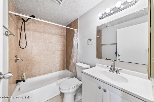 Building Photo - 1730 Anchorage St NW