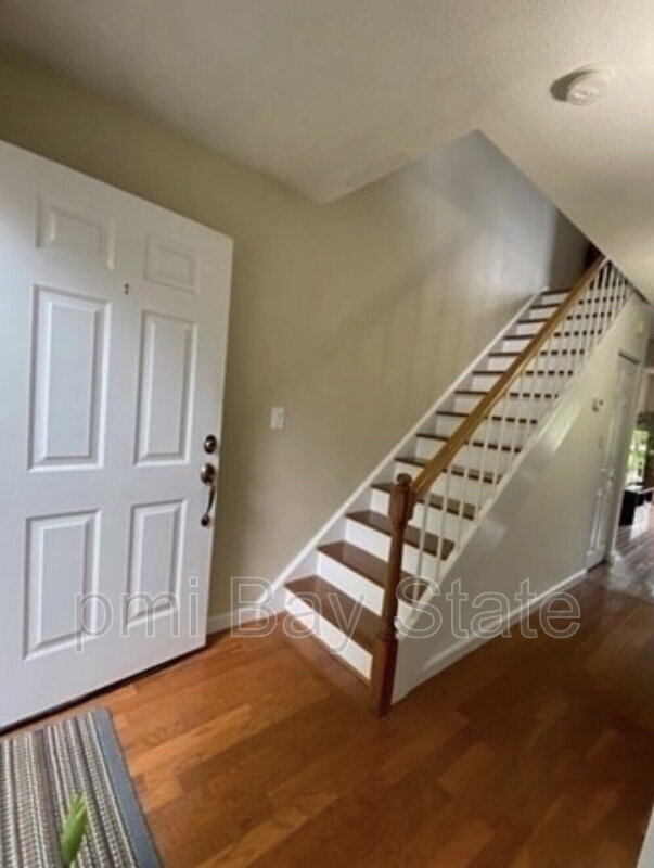 Building Photo - 10 Merganser Way