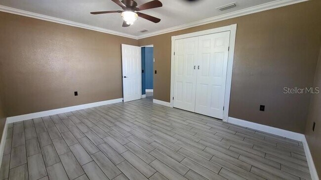 Building Photo - 1742 Cardinal Dr