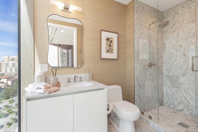 Building Photo - 1333 S Flagler Dr