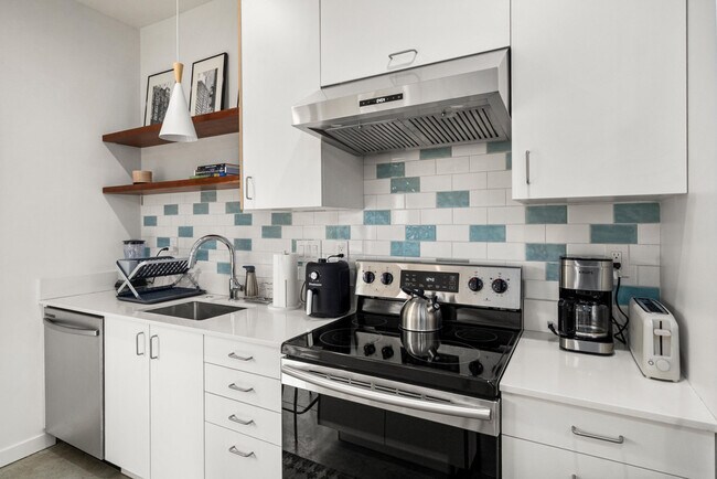 Building Photo - 6314 11th Ave NW