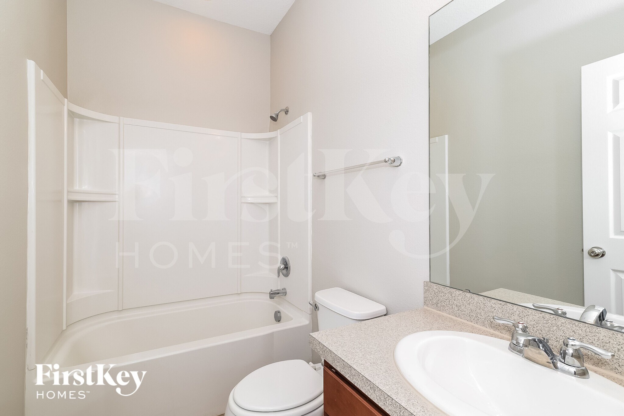 Building Photo - 3670 Moca Dr