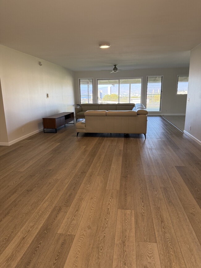 Building Photo - 98-1211-1211 Mahipua St