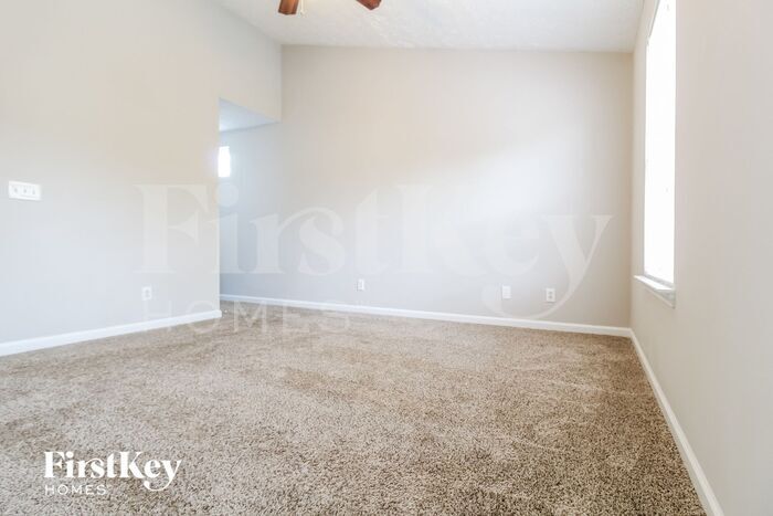 Building Photo - 180 Lake Birch Dr
