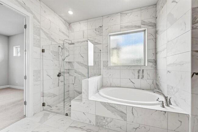 Building Photo - 1813 Mazarro Dr