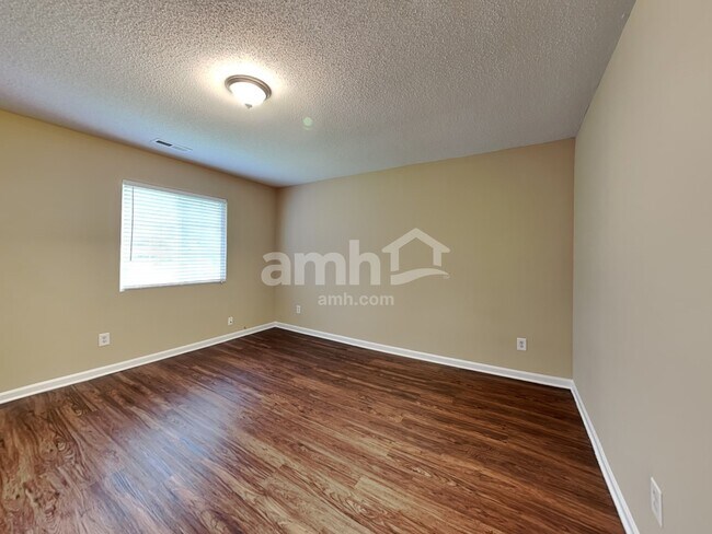 Building Photo - 5710 Waterpoint Dr