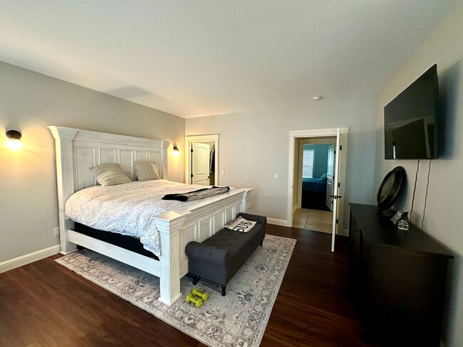 Building Photo - 4448 Castlerock Dr