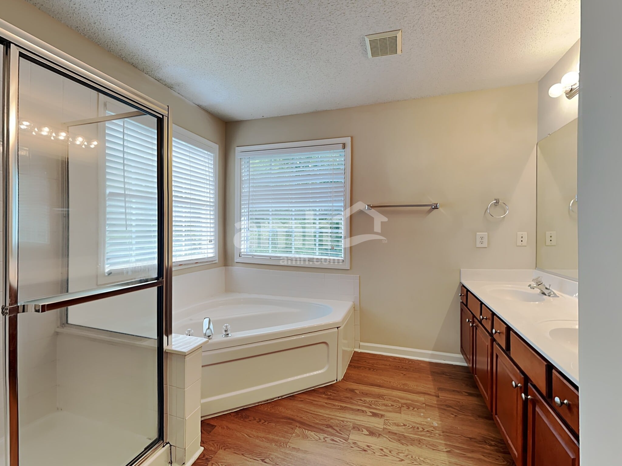 Building Photo - 2286 Rothwood Acres Rd