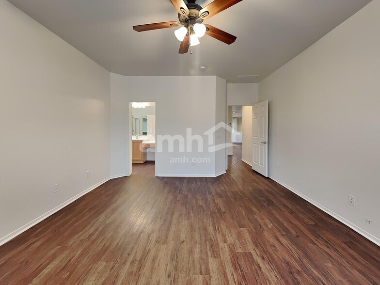 Building Photo - 18203 W Townley Ave