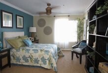 Bedroom - 2025 E Campbell Ave