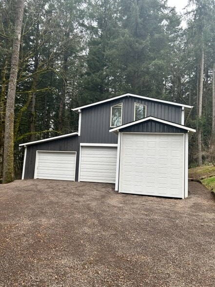 Building Photo - 34900 NW Gallatin Kinder Rd